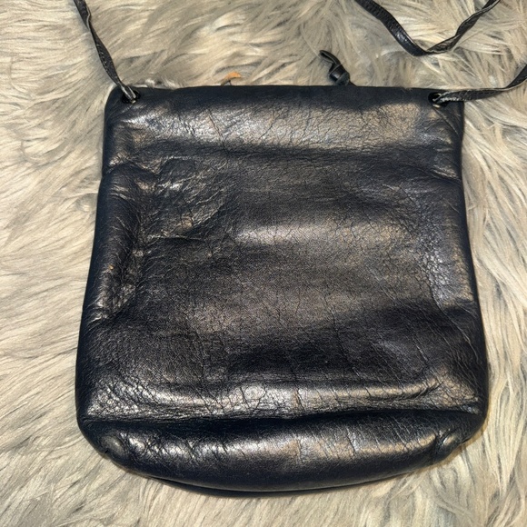 ILZE HEIDER Wisconsin Designer Leather Black Vintage Crossbody Bag - Picture 7 of 8